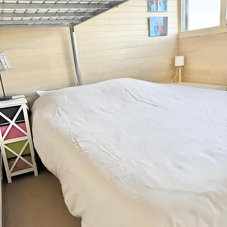 Face A La Appartement *